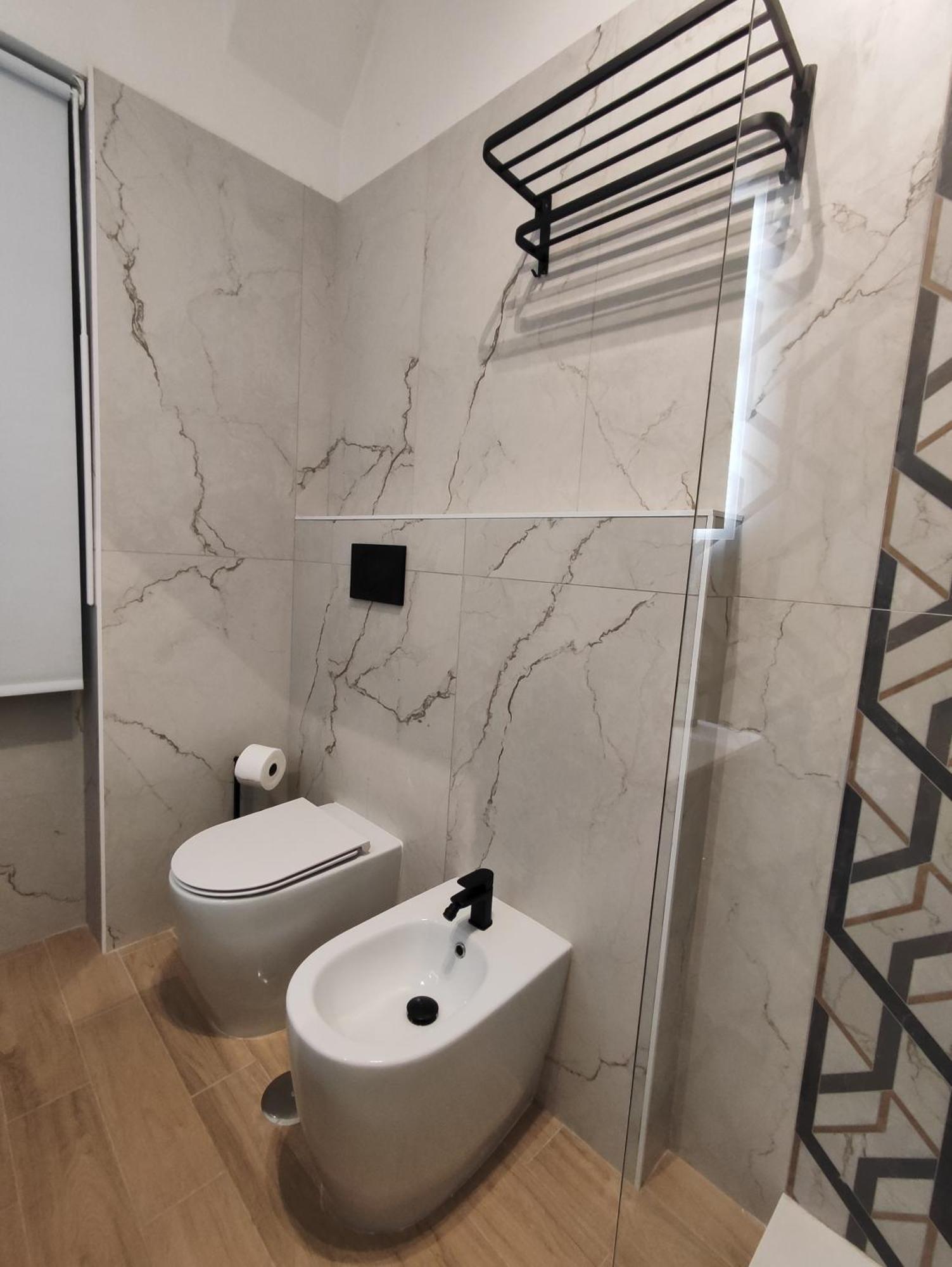 Chroma Italy - Doctor House Apartment ภายนอก รูปภาพ