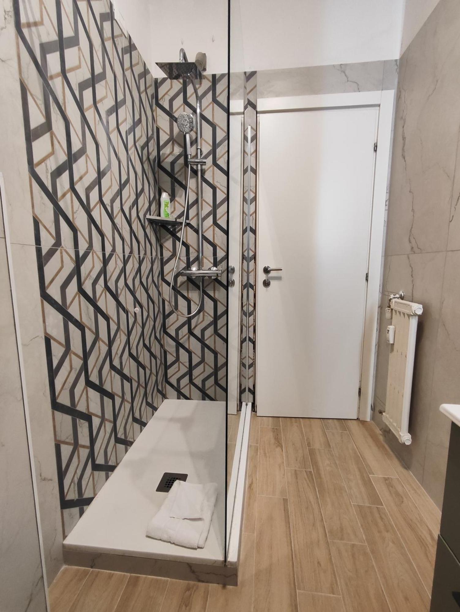 Chroma Italy - Doctor House Apartment ภายนอก รูปภาพ